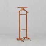 560215 Valet stand